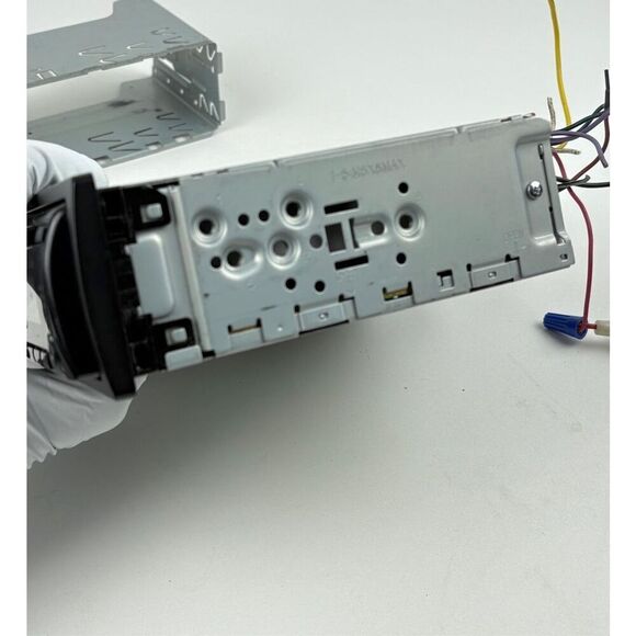 JVC KD-R320 CD Stereo Receiver Removeable Faceplate Bluetooth EP2243 - Picture 15 of 16